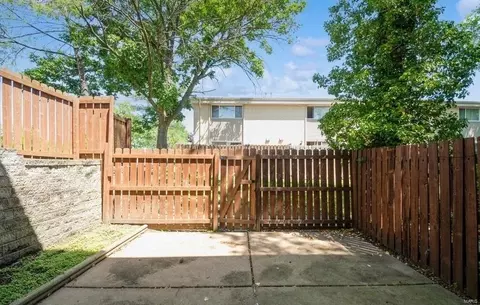 Exterior - 849 Lilybud Ct, Ballwin, MO 63011 photo 2 of 2