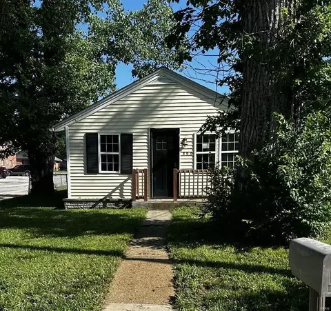800 Benton St, Valley Park, MO 63088
