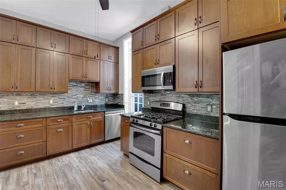 Kitchen - 2708 Indiana Ave, Saint Louis, MO 63118 photo 2 of 2