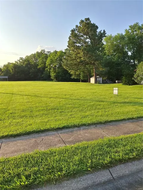 0 Norwich Dr, Saint Charles, MO 63301