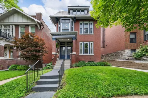 3915 Utah St, Saint Louis, MO 63116