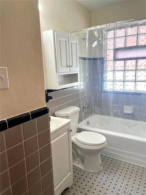 4704 Fletcher St, Normandy, MO 63121 photo 20