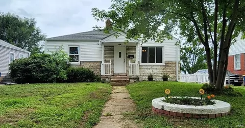 9407 Bataan Dr, Saint Louis, MO 63134