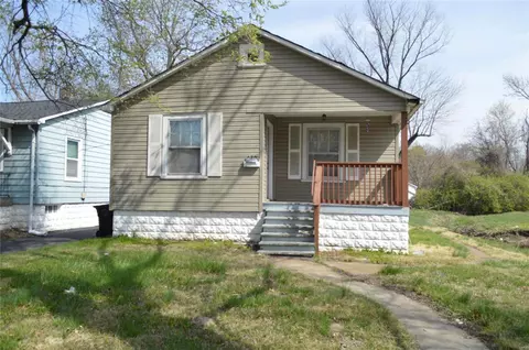 430 Georgia Ave, Ferguson, MO 63135