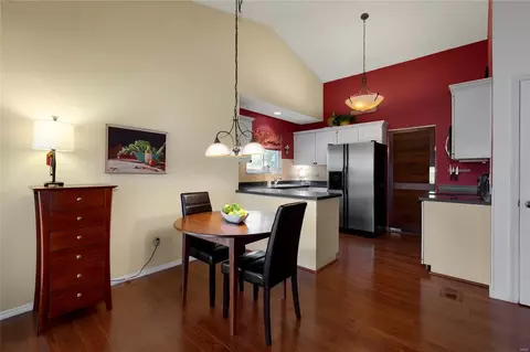 Dining - 206 Hollyberry Ct, Ballwin, MO 63021 photo 2 of 3