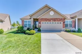 16214 Amber Vista Dr, Ballwin, MO 63021
