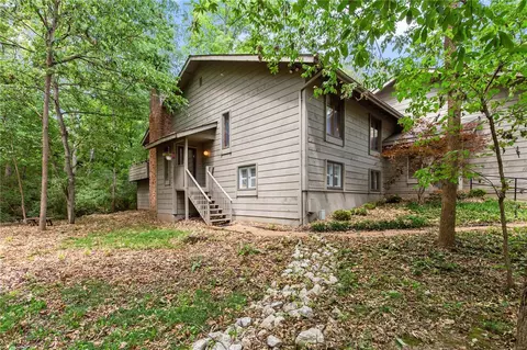 1581 Autumn Leaf Dr, Ballwin, MO 63021