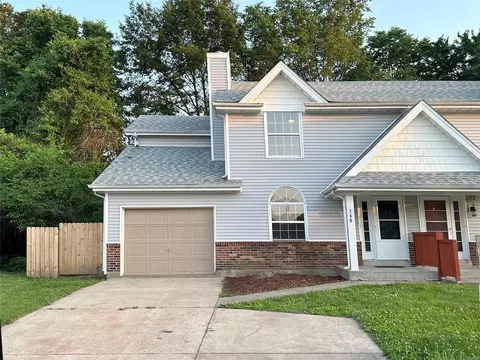 348 Della Dr, Saint Peters, MO 63376