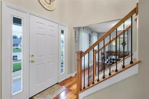 13 Pine Cone Ct, O'fallon, MO 63368 photo 2