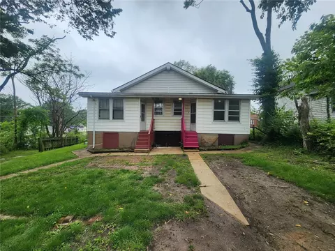 8306 Mclaran Ave, Saint Louis, MO 63136