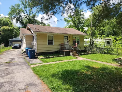 10161 Mayfair Dr, Saint Louis, MO 63136 photo 1