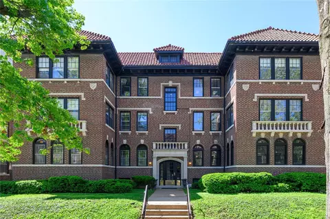 6232 Northwood Ave #3W, Saint Louis, MO 63105