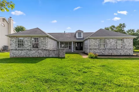 1904 Red Clover Dr, Florissant, MO 63031