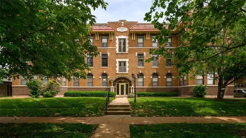 5635 Waterman Blvd #3NW, Saint Louis, MO 63112