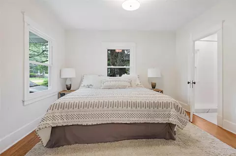 Bedroom - 122 E Jackson Rd, Saint Louis, MO 63119 photo 1 of 3