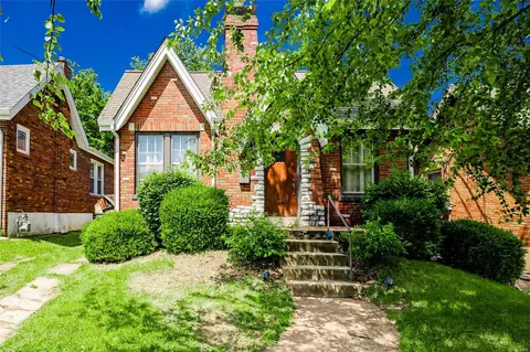 1517 Cutter Ave, Saint Louis, MO 63139