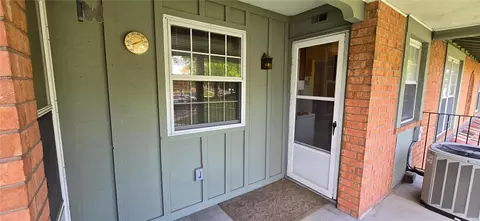 8736 Santa Bella #E, Hazelwood, MO 63042