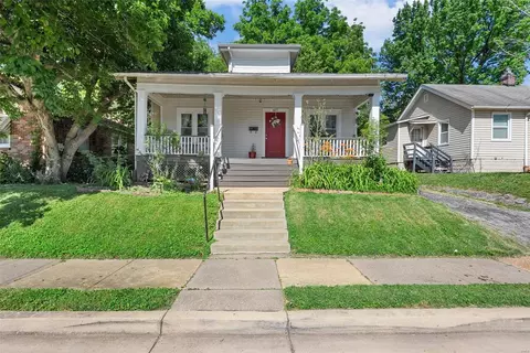 417 Harrison Ave, Saint Louis, MO 63135