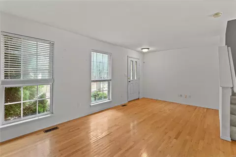 339 Heritage Commons Cir, O'fallon, MO 63368 photo 3