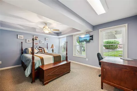 Bedroom - 816 Castle Pines Dr, Ballwin, MO 63021 photo 5 of 5