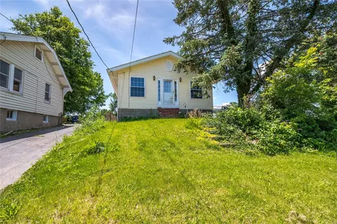 10588 Lackland Rd, Saint Louis, MO 63114