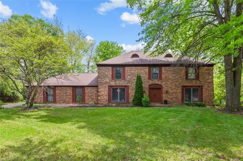 1524 Candish Ln, Chesterfield, MO 63017