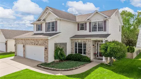 1103 Homefield Commons Dr, O'fallon, MO 63366