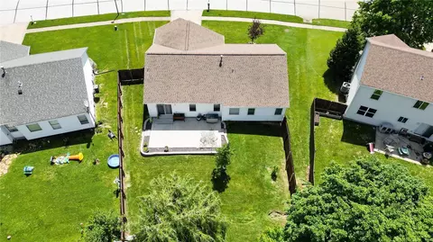 View/Area - 237 Cherrywood Parc Dr, O'fallon, MO 63368 photo 1 of 2