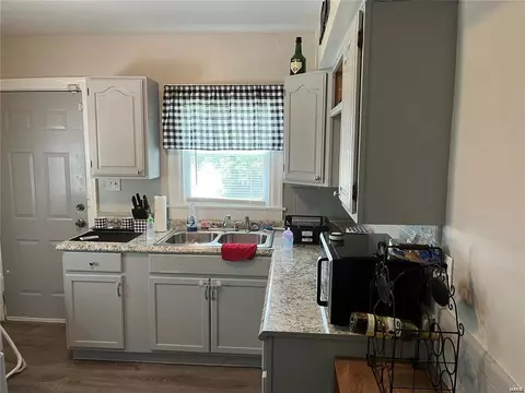 Kitchen - 702 Pemberton Pl, Ferguson, MO 63135 photo 2 of 2