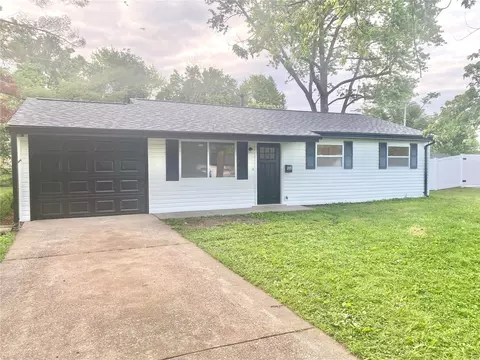 205 Allen Dr, O'fallon, MO 63366