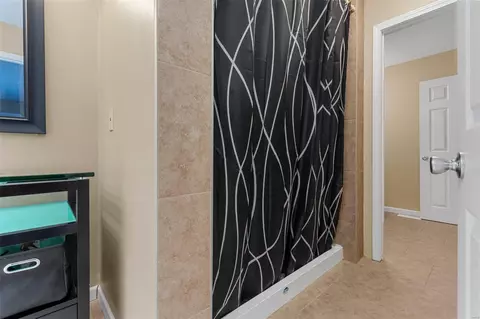 Bath - 406 Kipling Way #C, Weldon Spring, MO 63304 photo 3 of 4