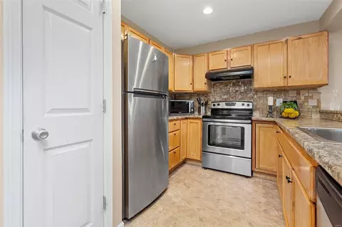 Kitchen - 406 Kipling Way #C, Weldon Spring, MO 63304 photo 2 of 2