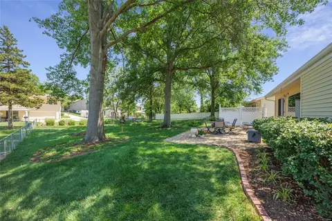 254 Village Mead Dr, Ballwin, MO 63021 photo 23