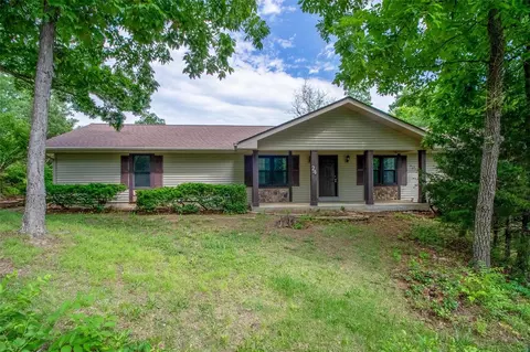 24 Forest Ln, O'fallon, MO 63366