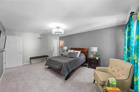 960 Dorne Dr, Manchester, MO 63021 photo 10
