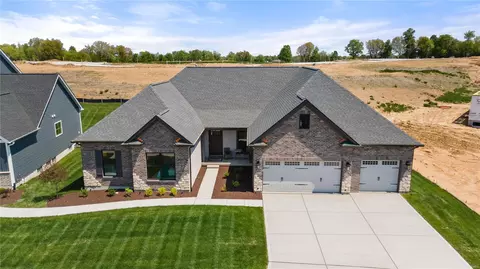 1163 Tower Park Dr, St. Peters, MO 63304