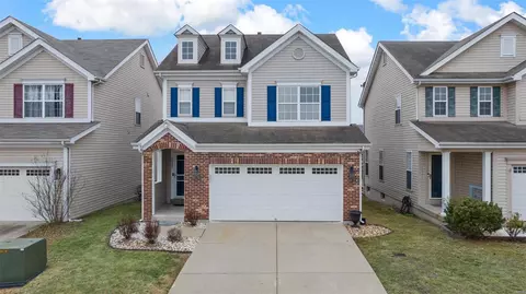 3341 Timbercross Pl, Saint Charles, MO 63301