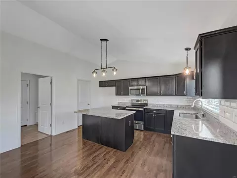 2008 Riverdew Dr, O'fallon, MO 63366 photo 11