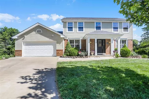 303 Bristlecone Ct N, Saint Charles, MO 63304