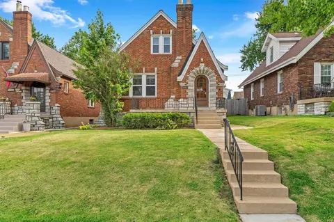 6642 Marquette Ave, Saint Louis, MO 63139