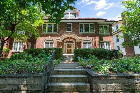 6631 Pershing Ave, University City, MO 63130
