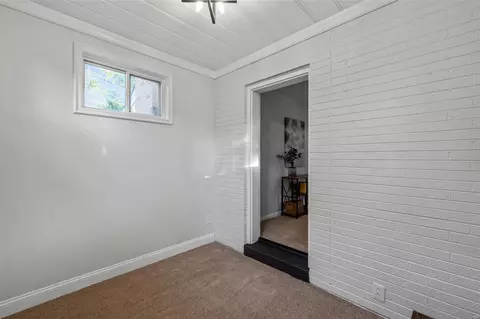 219 S Clark Ave, Ferguson, MO 63135 photo 20