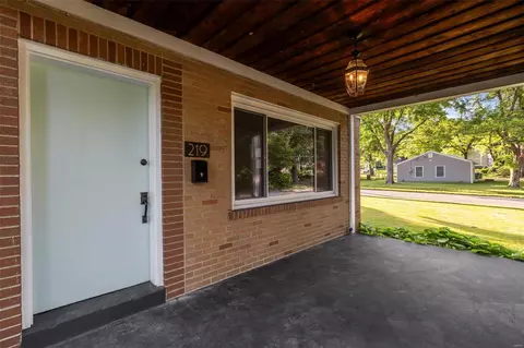 219 S Clark Ave, Ferguson, MO 63135 photo 39