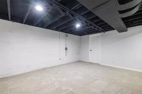 219 S Clark Ave, Ferguson, MO 63135 photo 30