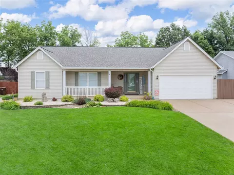 33 Bay Hill Dr, Saint Peters, MO 63376