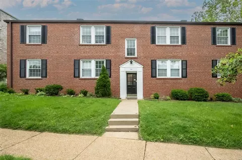 620 Westwood Dr #2S, Saint Louis, MO 63105
