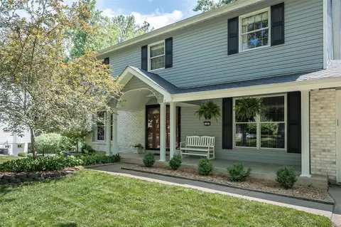 1297 Kennebec Rd, Chesterfield, MO 63017