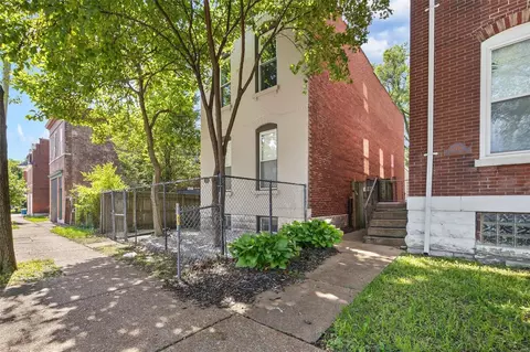 3414 Cherokee St, Saint Louis, MO 63118