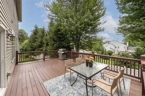 327 Tall Timber Meadows Dr, Ballwin, MO 63021 photo 45