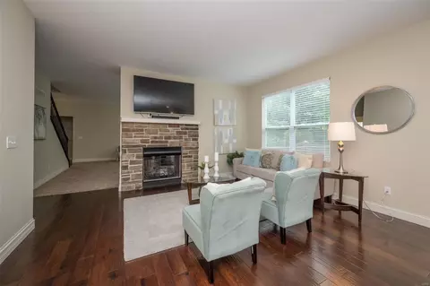 327 Tall Timber Meadows Dr, Ballwin, MO 63021 photo 12